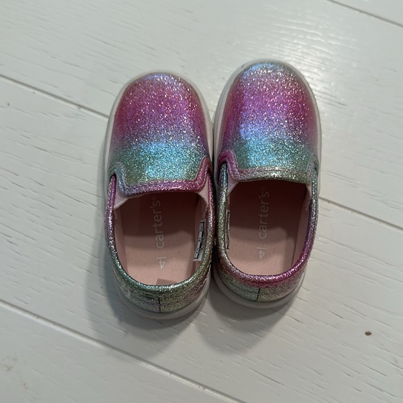 3/$25 Carter’s rainbow glitter slip on size 4 - Picture 4 of 5